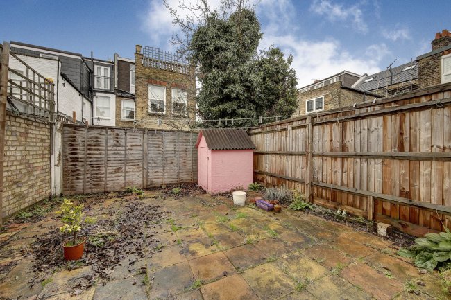 1a Dorchester Grove, London, W4 2LD 5