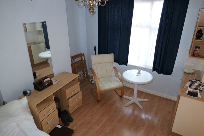 23 North Farm Road, Lancing, West Sussex, BN15 9BT 10