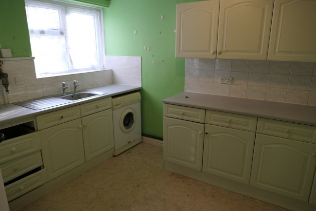 11 Carlingford Court, Victoria Drive, Bognor Regis, West Sussex PO21 2EN 9