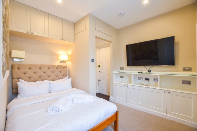 Flat 6, 97 Bell Street, Marylebone, London NW1 6TL 6