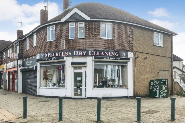 71 Poole Road, Epsom, Surrey, KT19 9SQ 5