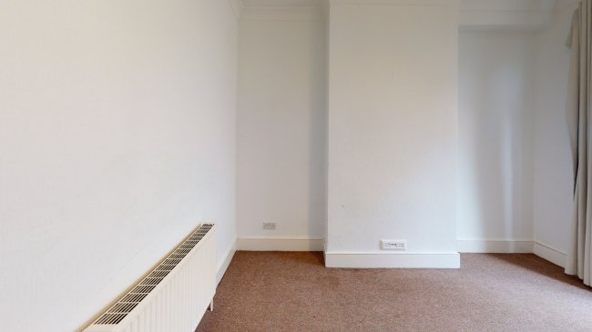 3 Fernbrook Crescent, Lewisham, London SE13 5NJ
 3