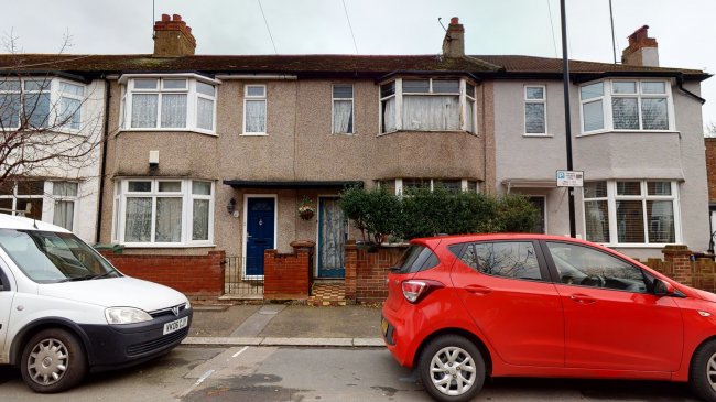 9 Parkstone Road, Walthamstow, London E17 3JA
 5