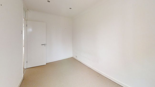 117 Kingston Hill, Kingston upon Thames, KT2 7PZ
 3