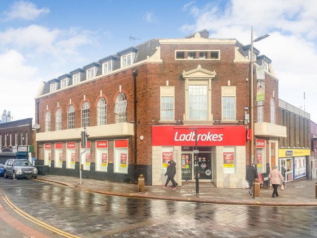 First and Second Floors, 244 Castle Street, Dudley, West Midlands DY1 1LQ 6