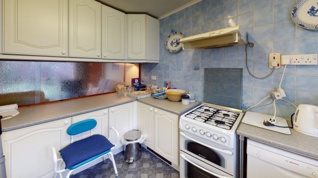 44 Berkeley Court, Ham View, Croydon CR0 7XA
 8