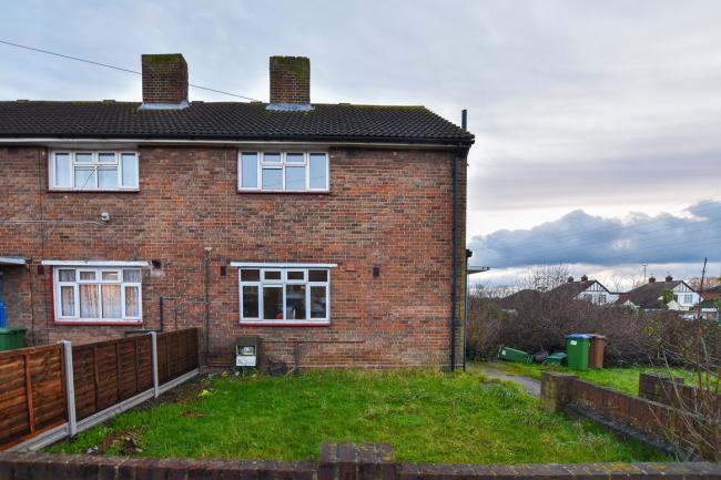 2 Groombridge Close, Welling, Kent, DA16 2BS
 9