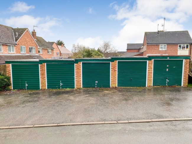 Garages adj to 18 Lawrence Close, Napton on the Hill, CV47 8LU 6