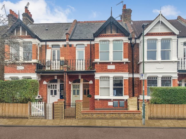 20&20a Sidney Road, Twickenham, Middlesex TW1 1JR
 2