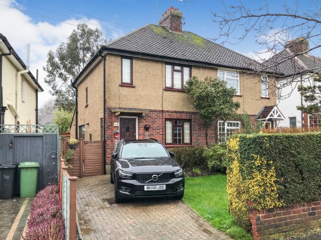 48, The Crescent, Epsom, Surrey KT18 7LL
 1