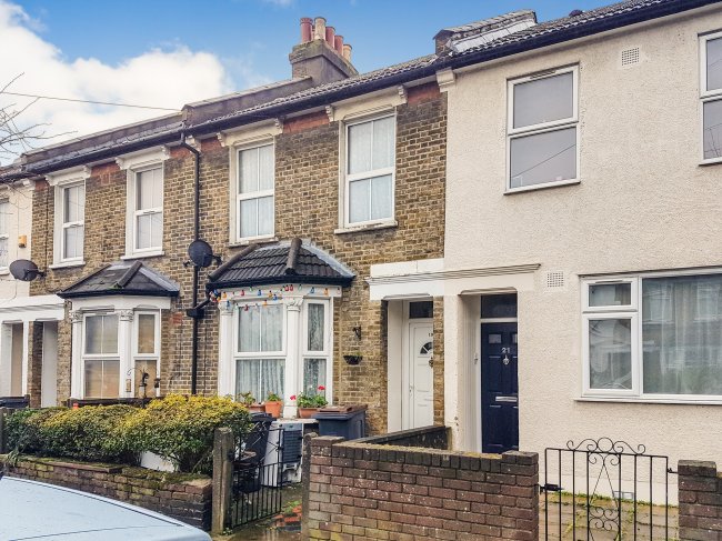 19, Woodcroft Road, Thornton Heath, Surrey CR7 7HB
 7