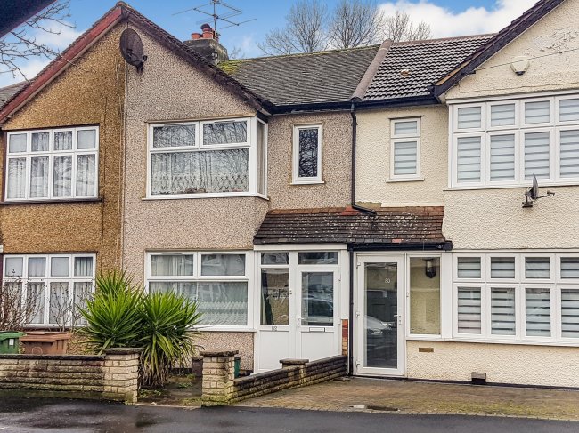 82, Hamilton Avenue, North Cheam, Surrey SM3 9RL
 4