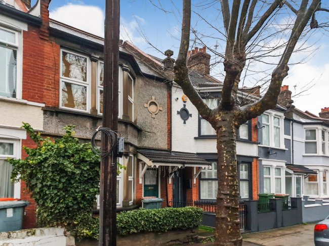 75, Henniker Gardens, East Ham, London E6 3HT
 9