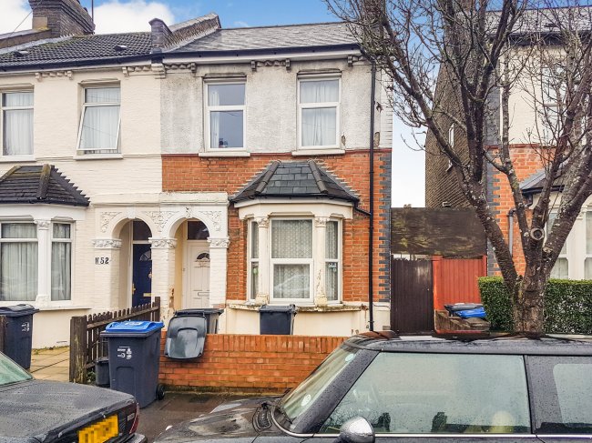 50 Belmont Road, London SE25 4QF
 6