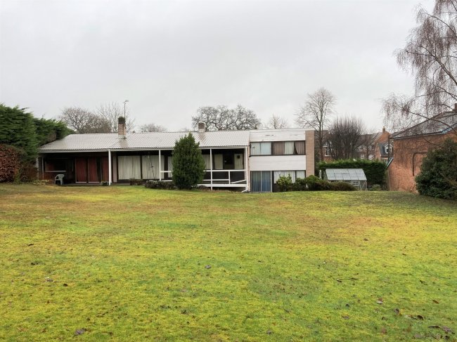 20 Station Road, Blackwell, Bromsgrove, Worcestershire B60 1PZ 2