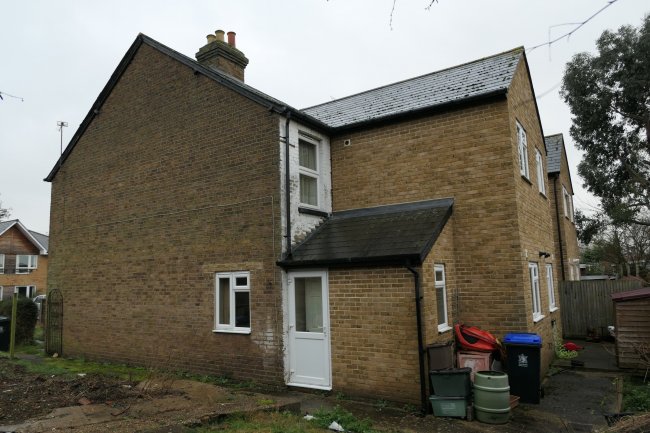 51 Lent Rise Road, Burnham, near Slough, Berkshire SL1 7NY 1