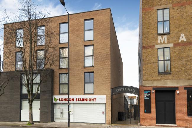 Flat 2, 199 Mare Street, Hackney, London, E8 3QE
 6