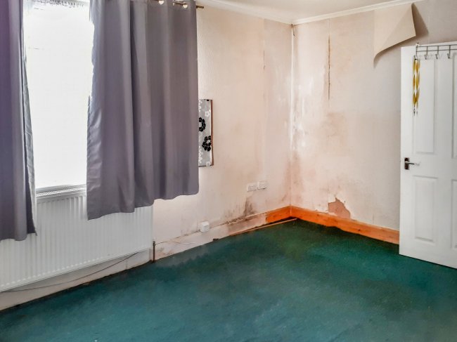 122 Collyer Avenue, Bognor Regis, West Sussex, PO21 5HX 2