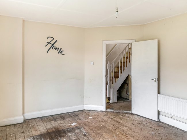 21 Elm Grove, Sittingbourne, Kent, ME10 3LX
 6