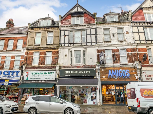 Flat 2, 110 Craven Park Road, Harlesden, London, NW10 8QD
 3