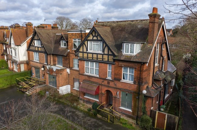 6 - 8, Aldrington Road, Streatham, London, SW16 1TH
 2