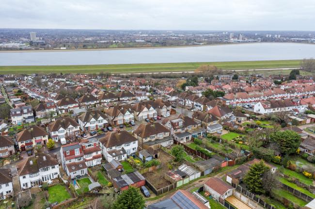 18 St Catherines Road, Chingford, London E4 8AU
 5