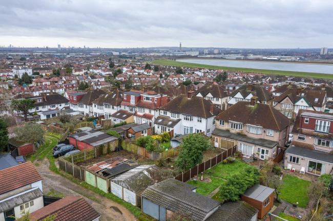 18 St Catherines Road, Chingford, London E4 8AU
 5