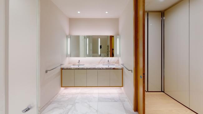 1 Vicarage Gate House, Vicarage Gate, Kensington, London W8 4AQ 7