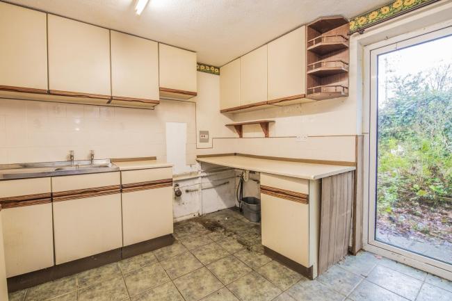 83 Minerva Way, Wellingborough, Northamptonshire, NN8 3TR 
 3