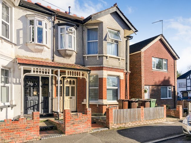 6 St James Avenue, Sutton, Surrey, SM1 2TH 10