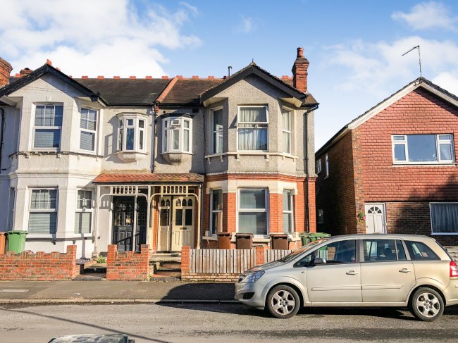 6 St James Avenue, Sutton, Surrey, SM1 2TH 10