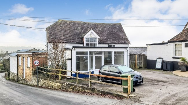 1-3 Tonbridge Road, Barming, Maidstone, Kent ME16 9HB
 4