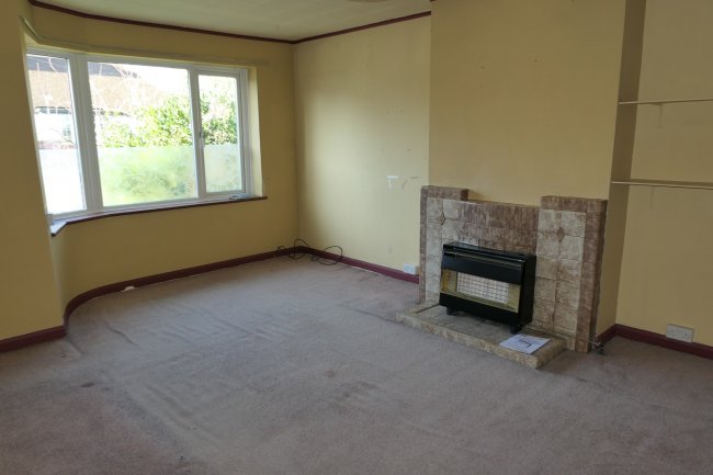 11 St John's Court, St John's Road, Isleworth, Middlesex TW7 6PA 9