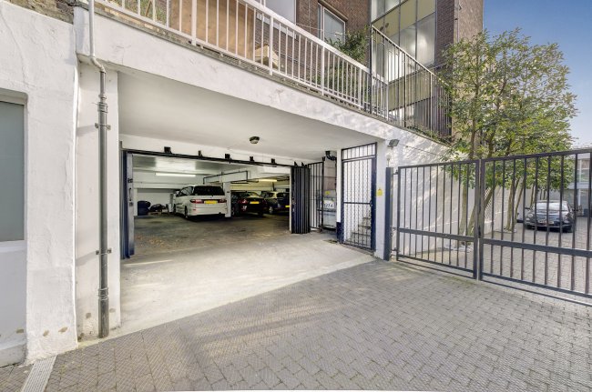 115, 117 & 119 Clarendon Road, Notting Hill, London, W11 4JG
 10