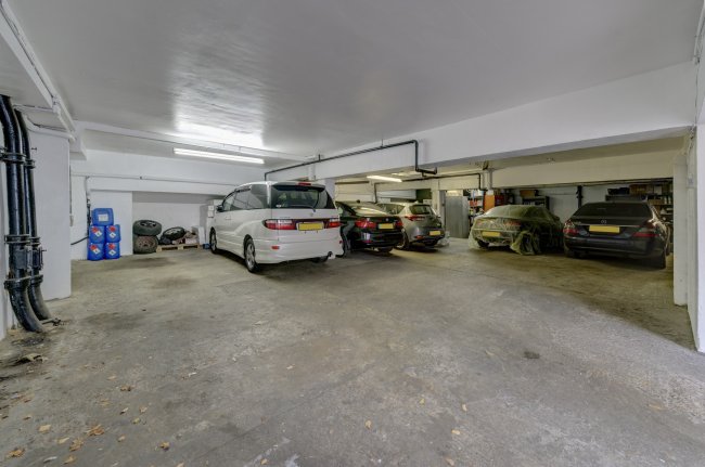 115, 117 & 119 Clarendon Road, Notting Hill, London, W11 4JG
 10