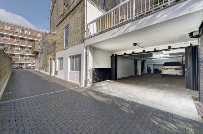 115, 117 & 119 Clarendon Road, Notting Hill, London, W11 4JG
 10