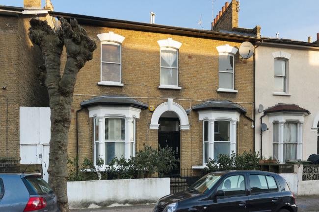 Flat 2, 9 Goulton Road, Hackney, London, E5 8HA  4