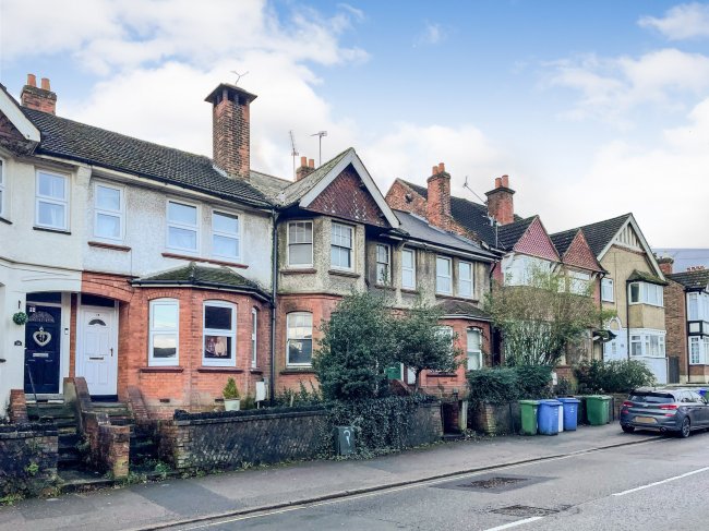 28 Ash Road, Aldershot, Hampshire, GU12 4EZ 8