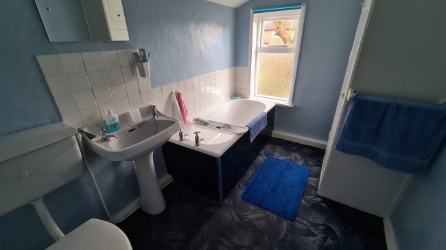 20 Oakleigh Grove, Bebington, The Wirral CH63 7QT 8