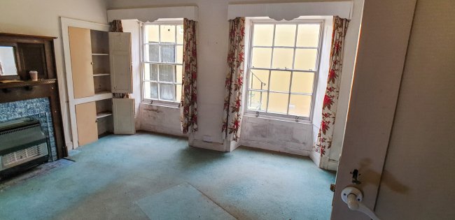 Flat B, 41 Brunswick Square, Hove, East Sussex, BN3 1EE  1