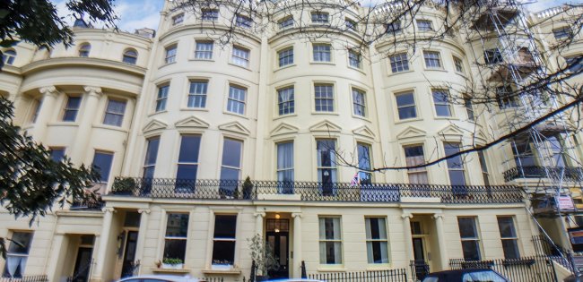 Flat B, 41 Brunswick Square, Hove, East Sussex, BN3 1EE  1