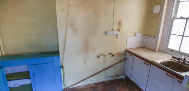 Flat B, 41 Brunswick Square, Hove, East Sussex, BN3 1EE  1