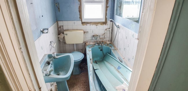 Flat 3, 41 Brunswick Square, Hove, East Sussex, BN3 1EE 2