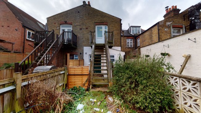 125A Kingston Road, New Malden, Surrey, KT3 3NX  8