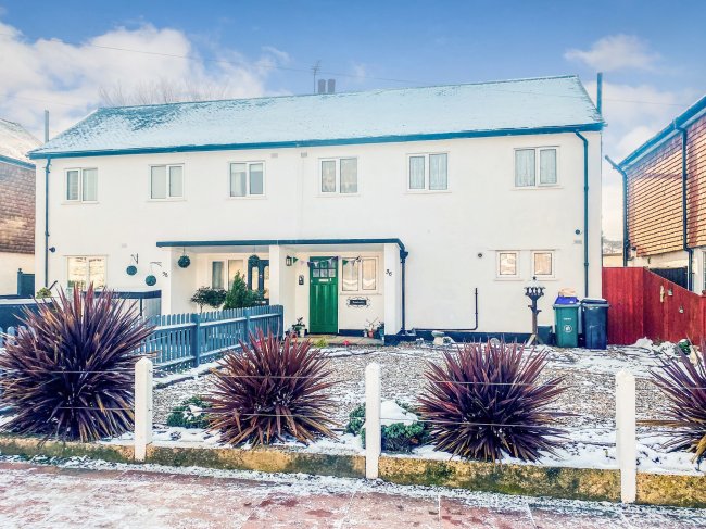 36 George Lane, Bromley, Kent BR2 7LQ 3