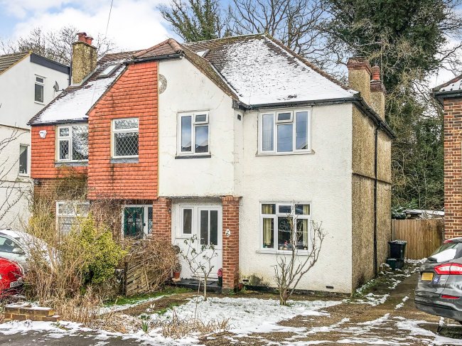 19 Chipstead Way, Banstead, Surrey SM7 3JH 6