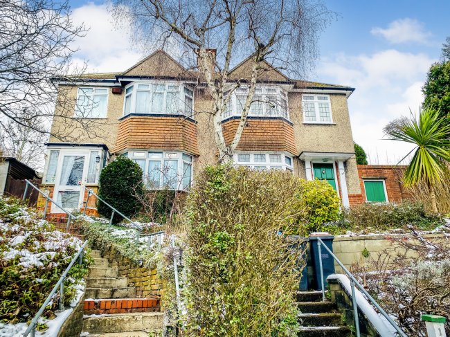 127 Selsdon Park Road, South Croydon, Surrey CR2 8JJ 5