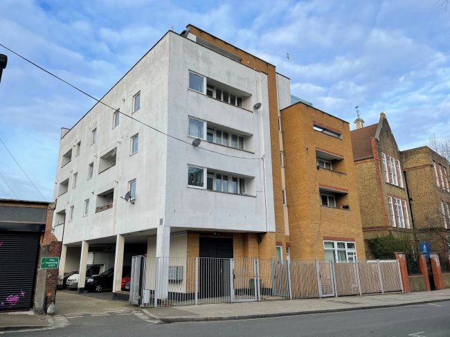 Flat 10, 1A St. Rule Street, Battersea, London, SW8 3EH 5