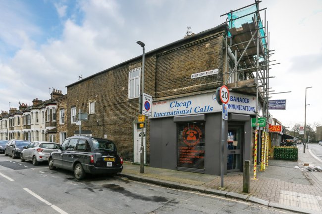 61a Falcon Road, Battersea, London, SW11 2PG 9