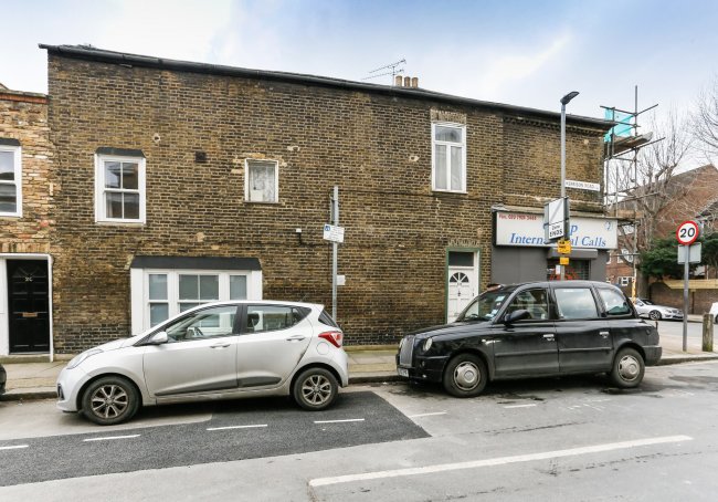 61a Falcon Road, Battersea, London, SW11 2PG 9